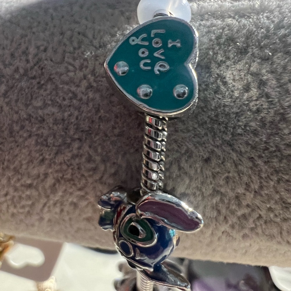 Beautiful stich Brazalet